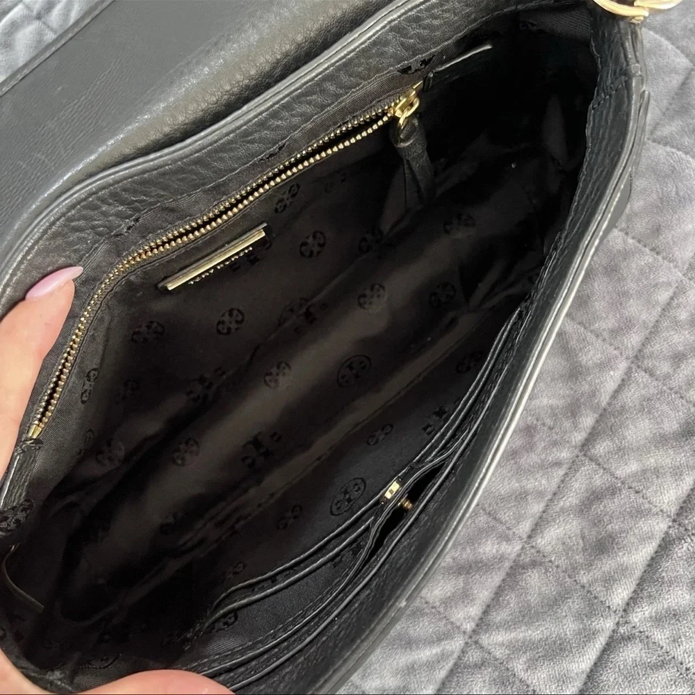 Tory Burch Britten Shoulder Bag Purse Black Leather Flap